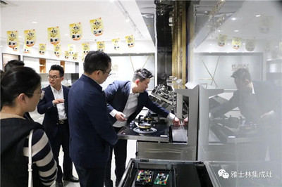 紹興市統計局副局長曹繪宏一行調研雅士林集成灶，助力企業市場高質量發展